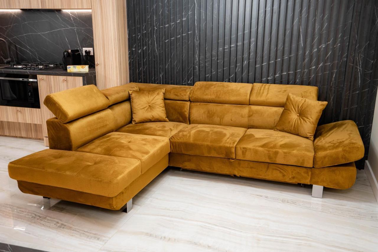 Deluxe Aparthotel Marwell Residence Suceava Dış mekan fotoğraf