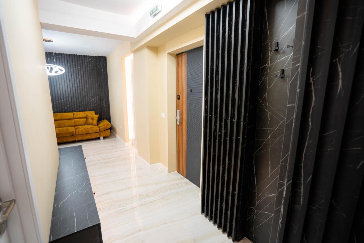 Deluxe Aparthotel Marwell Residence Suceava Dış mekan fotoğraf
