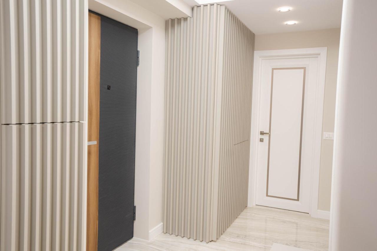 Deluxe Aparthotel Marwell Residence Suceava Dış mekan fotoğraf