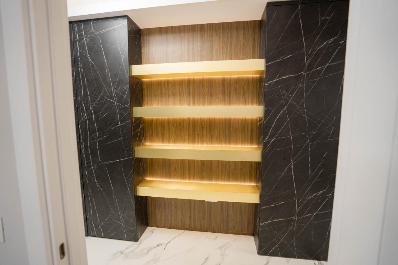 Deluxe Aparthotel Marwell Residence Suceava Dış mekan fotoğraf